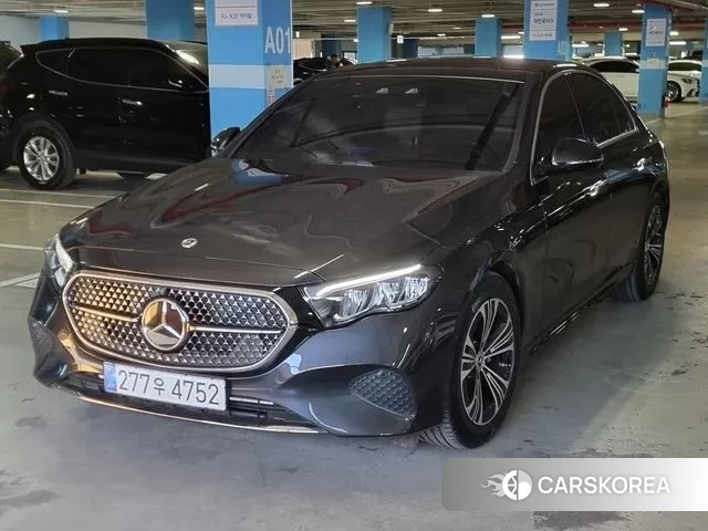 Mercedes-Benz E-Class W214 2025 Черный из Кореи