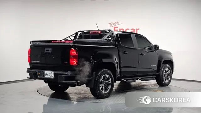 Chevrolet (GM Daewoo) Real New Colorado 2022 Черный из Кореи