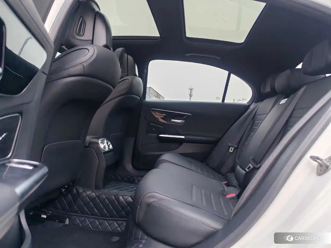 Mercedes-Benz C-class 2024 Белый из Китая