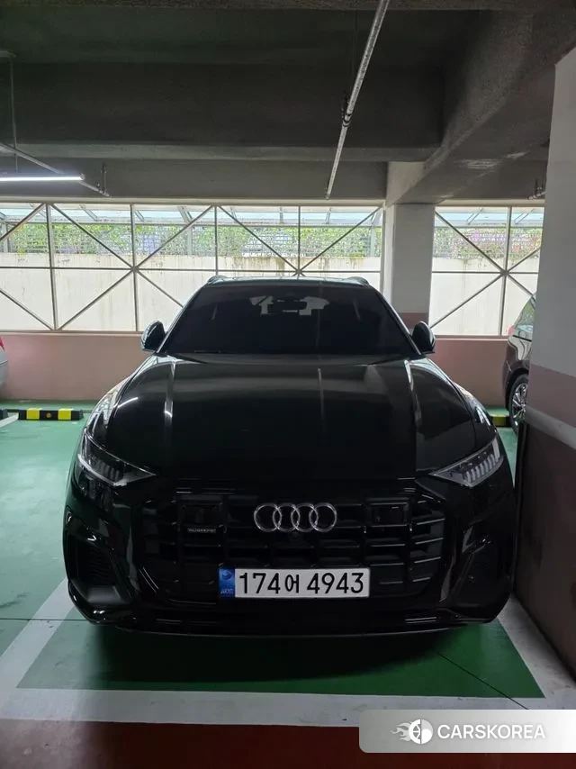 Audi Q8 (4M) 2021 Черный из Кореи