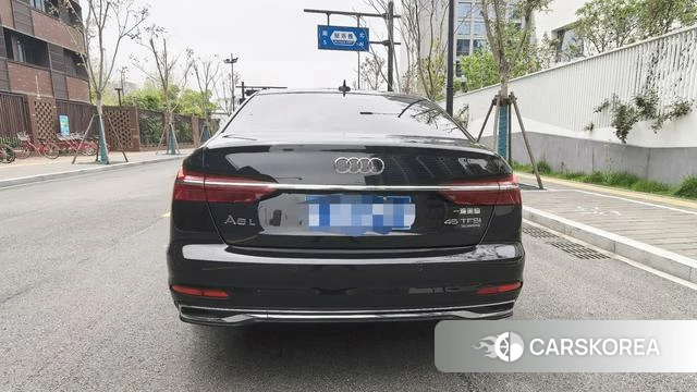Audi A6L 2024 Черный из Китая