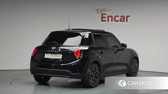 Mini Cooper S 4th Generation 2024 Черный из Кореи