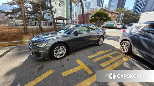 Audi A6 (C8) 2021 Серый из Кореи