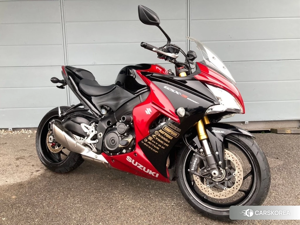 Проданный Suzuki GSX-S1000F 2016 из Японии