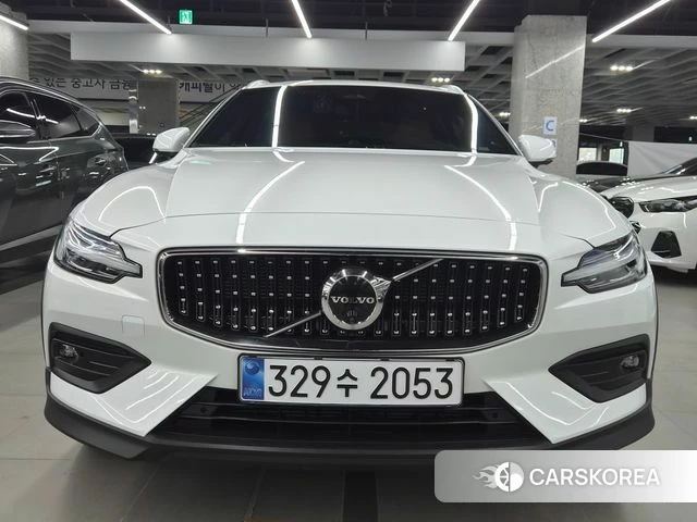 Volvo V60 Cross-Country 2nd Generation id 4599930 из Кореи