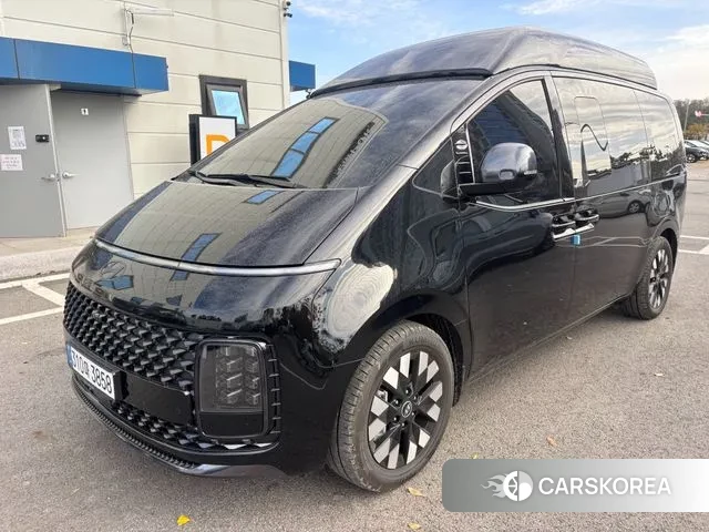 Hyundai Staria 2025 Черный из Кореи