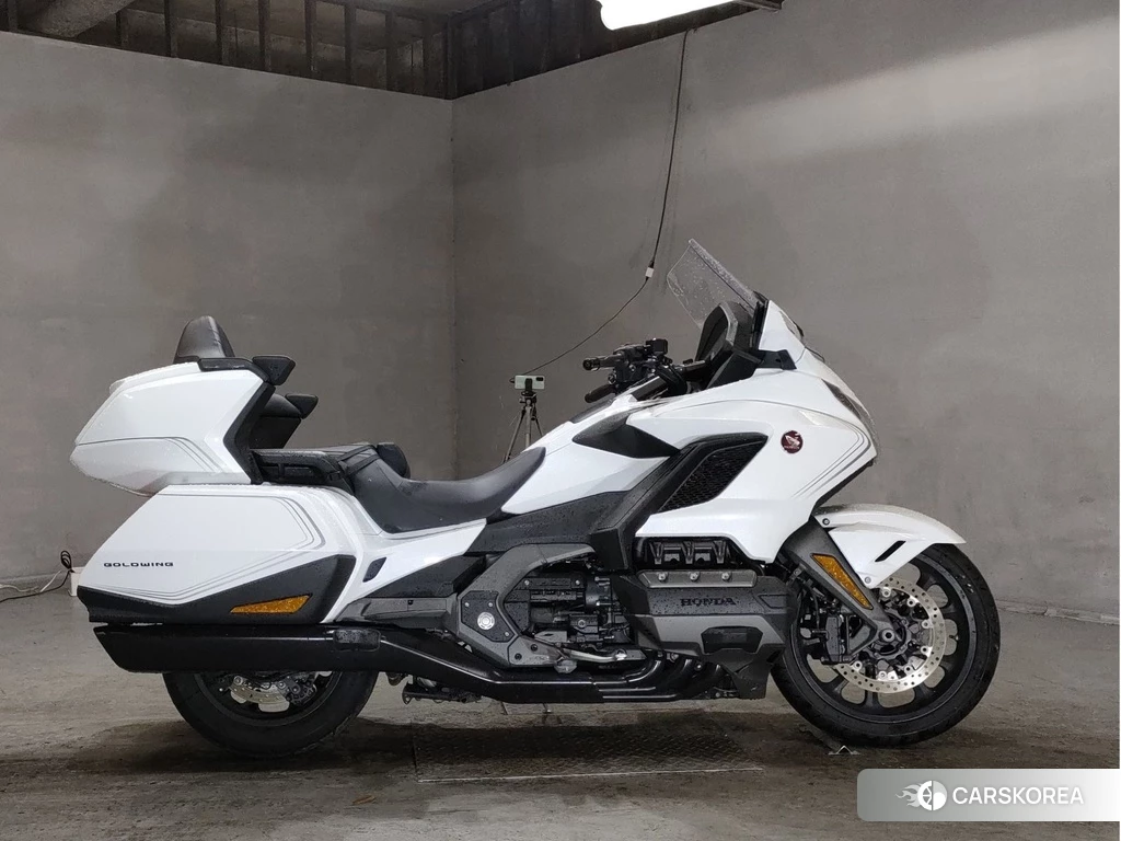 Проданный Honda GL1800 TOUR 2020 из Японии, фото 2