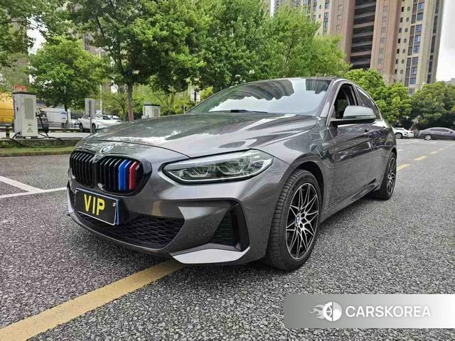 BMW 1 series 2021 Темно-серый из Китая