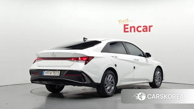 Hyundai The New Avante (CN7) 2024 Белый из Кореи