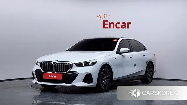 BMW 5 Series (G60) 2024 Белый из Кореи