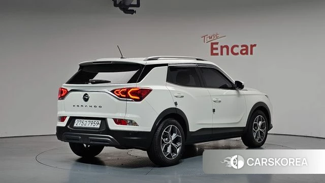 Ssangyong Beautiful Korando 2019 Белый из Кореи