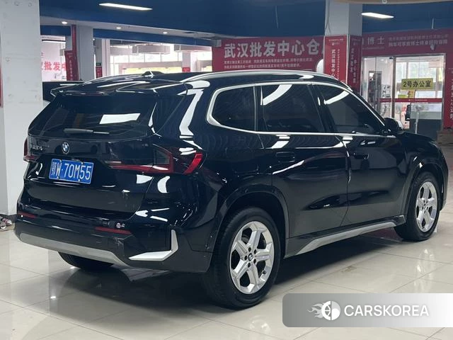 BMW X1 2023 Черный из Китая