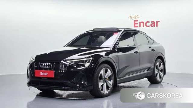 Audi e-Tron 2021 Черный из Кореи