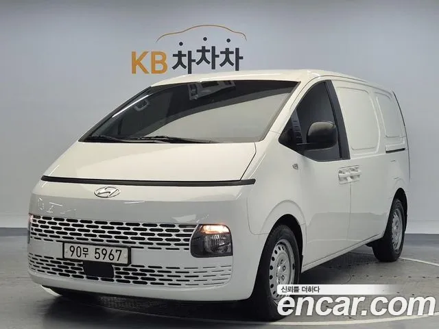 Hyundai Staria 2021 Белый из Кореи