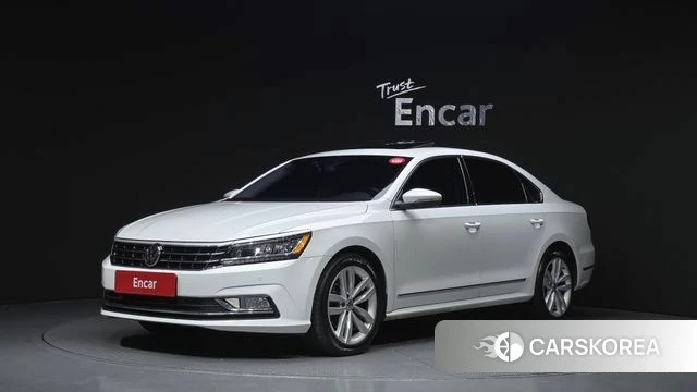 Volkswagen The New Passat 2018 Белый из Кореи