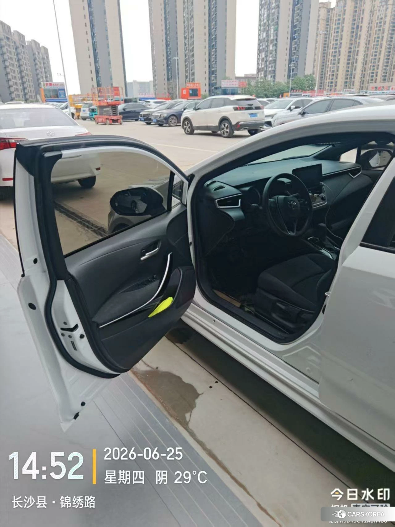 Toyota Lei Ling 2021 Белый из Китая