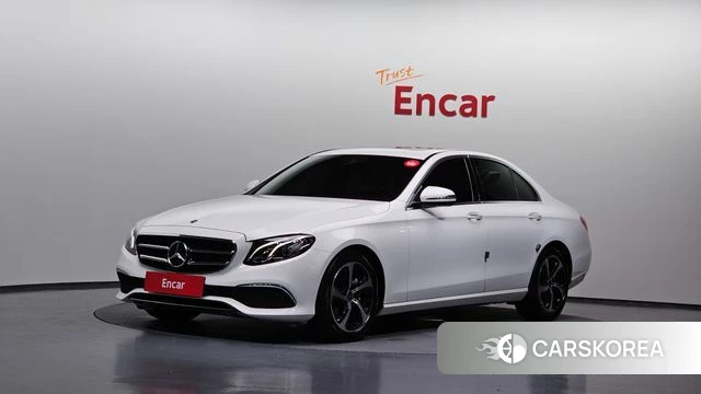 Mercedes-Benz E-Class W213 2020 Белый из Кореи