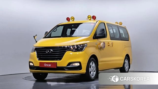 Hyundai The New Grand Starex 2019 Желтый из Кореи