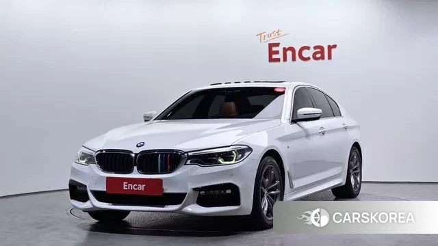 BMW 5 Series (G30) 2018 Белый из Кореи