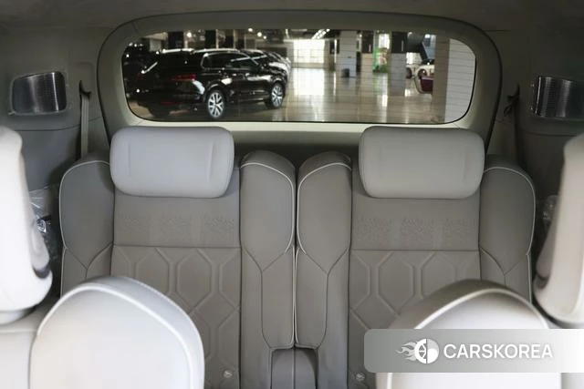 Volvo EM90 2026 Черный из Китая