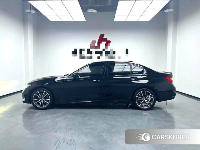 BMW 3 series 2024 Черный из Китая