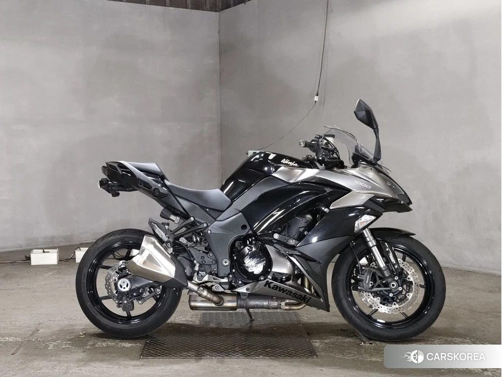 Проданный Kawasaki NINJA 1000 2017 из Японии