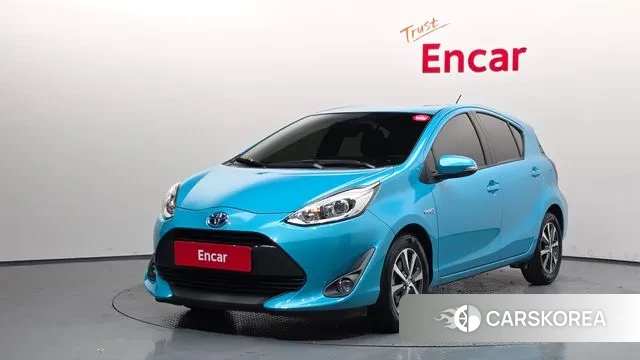 Toyota Prius C 2018 Синий из Кореи