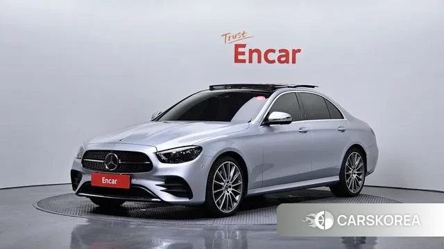 Mercedes-Benz E-Class W213 2021 Светло-серебряный цвет из Кореи