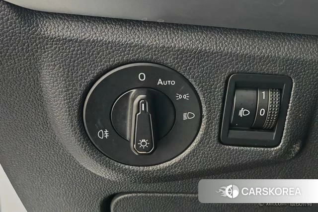 Volkswagen Lavida 2024 Белый из Китая