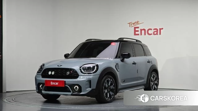Mini Cooper S Countryman 2023 Светло-серебряный цвет из Кореи