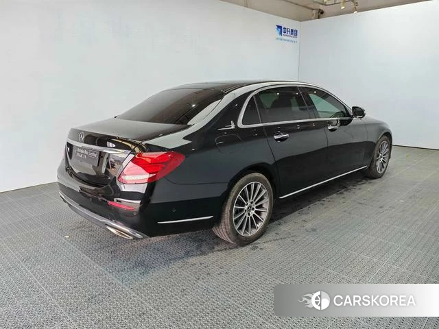 Mercedes-Benz E-class 2019 Черный из Китая