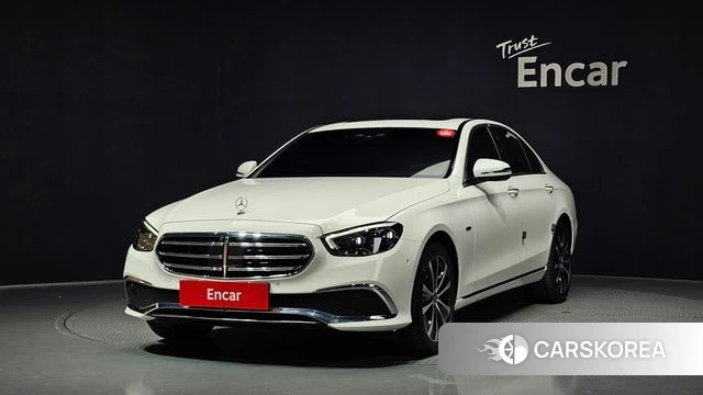 Mercedes-Benz E-Class W213 2021 Белый из Кореи