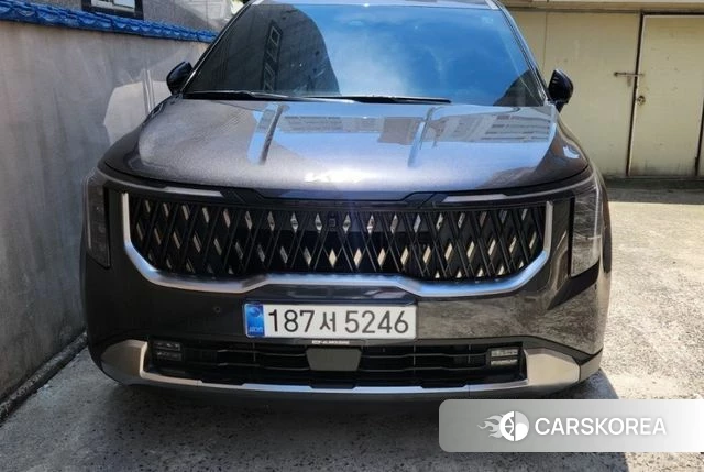Kia The New Carnival 4th Generation 2025 Черный двухцветный из Кореи