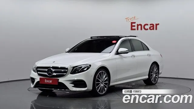 Mercedes-Benz E-Class W213 2019 Белый из Кореи
