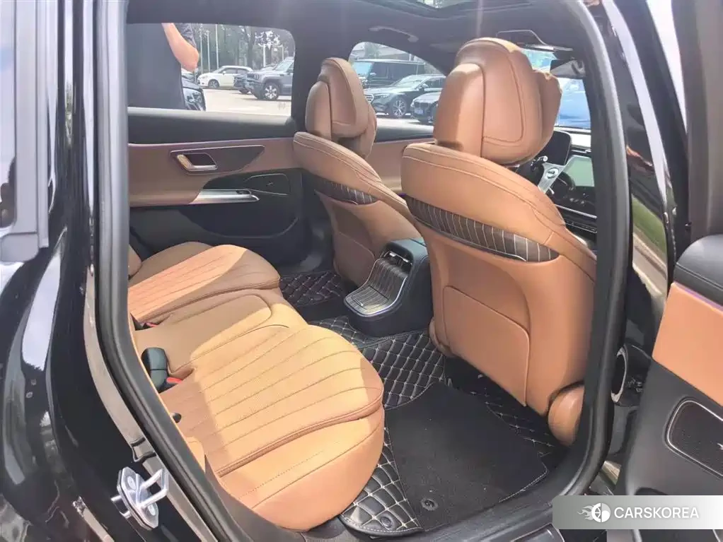 Mercedes-Benz E-Class 2023 Черный из Китая