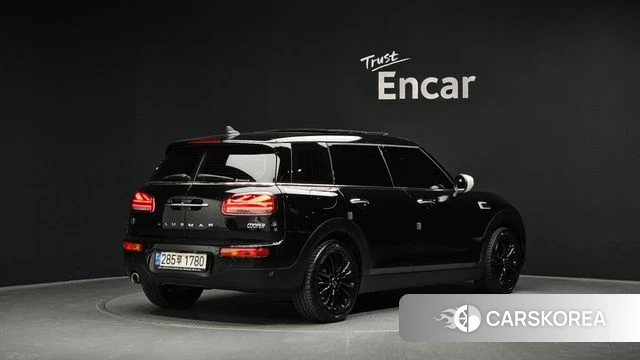 Mini Cooper Clubman 2021 Черный из Кореи