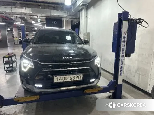 Kia Di Ol Nu Niro 2022 Черный из Кореи