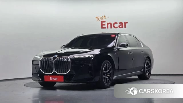 BMW 7 Series (G70) 2024 Черный из Кореи