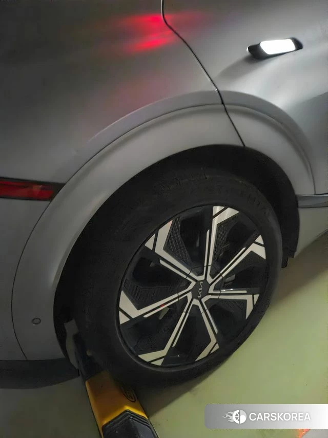 Kia EV6 2022 Серый из Кореи