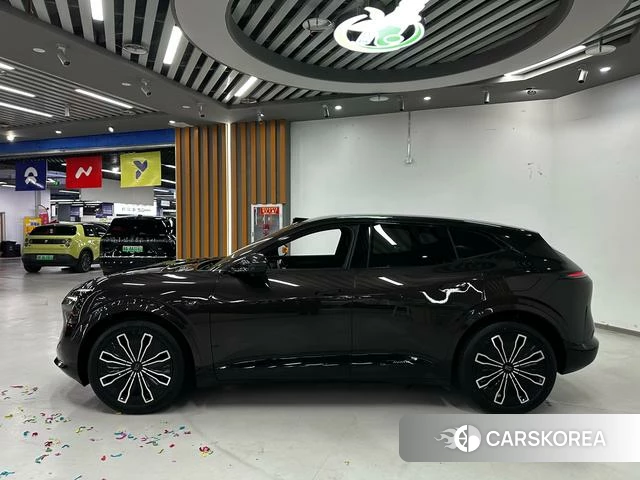 Avita 07 2025 Черный из Китая