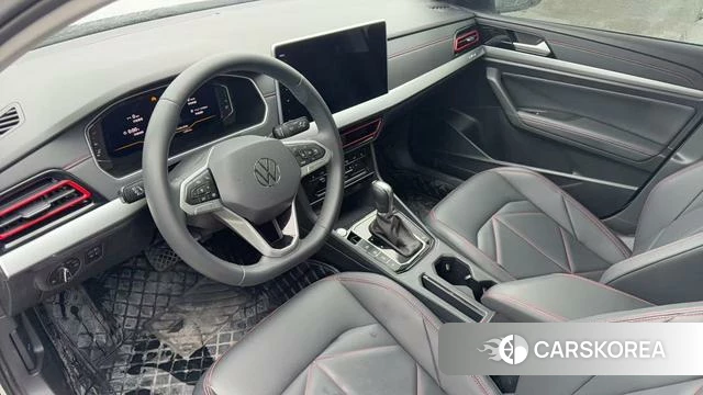 Volkswagen Lavida 2023 Белый из Китая