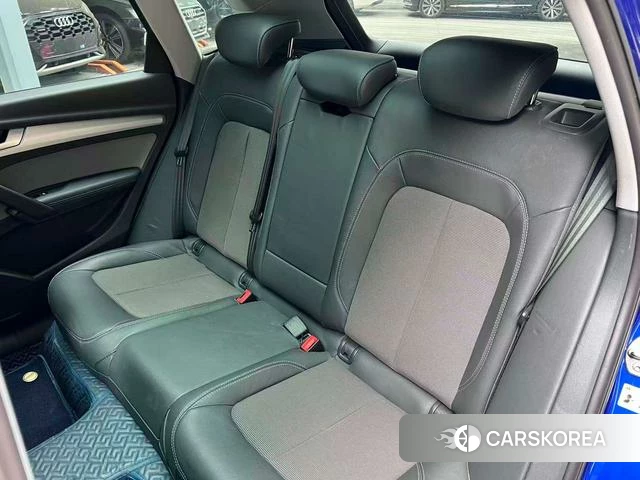 Audi Q5L 2021 Синий из Китая