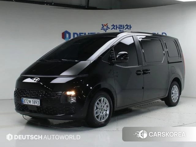 Hyundai Staria 2025 Черный из Кореи