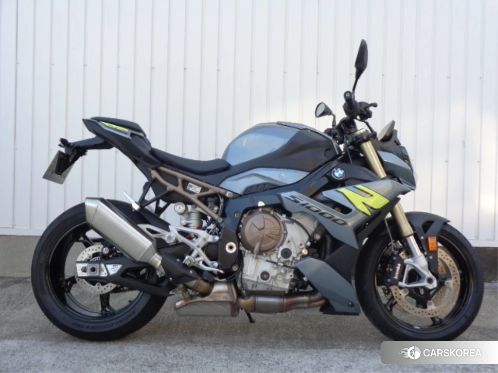 Проданный BMW S1000R 2023 из Японии