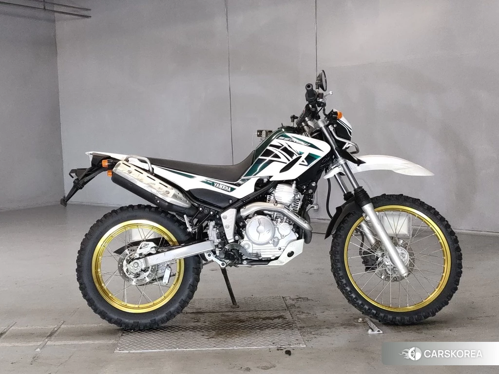 Проданный Yamaha SEROW 250 2017 из Японии