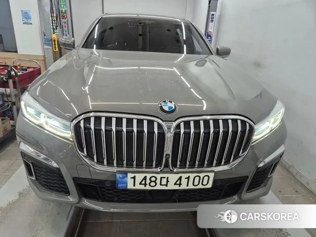 BMW 7 Series (G11) 2021 Серый из Кореи