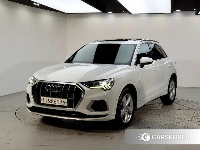 Audi Q3 (F3) 2020 Белый из Кореи