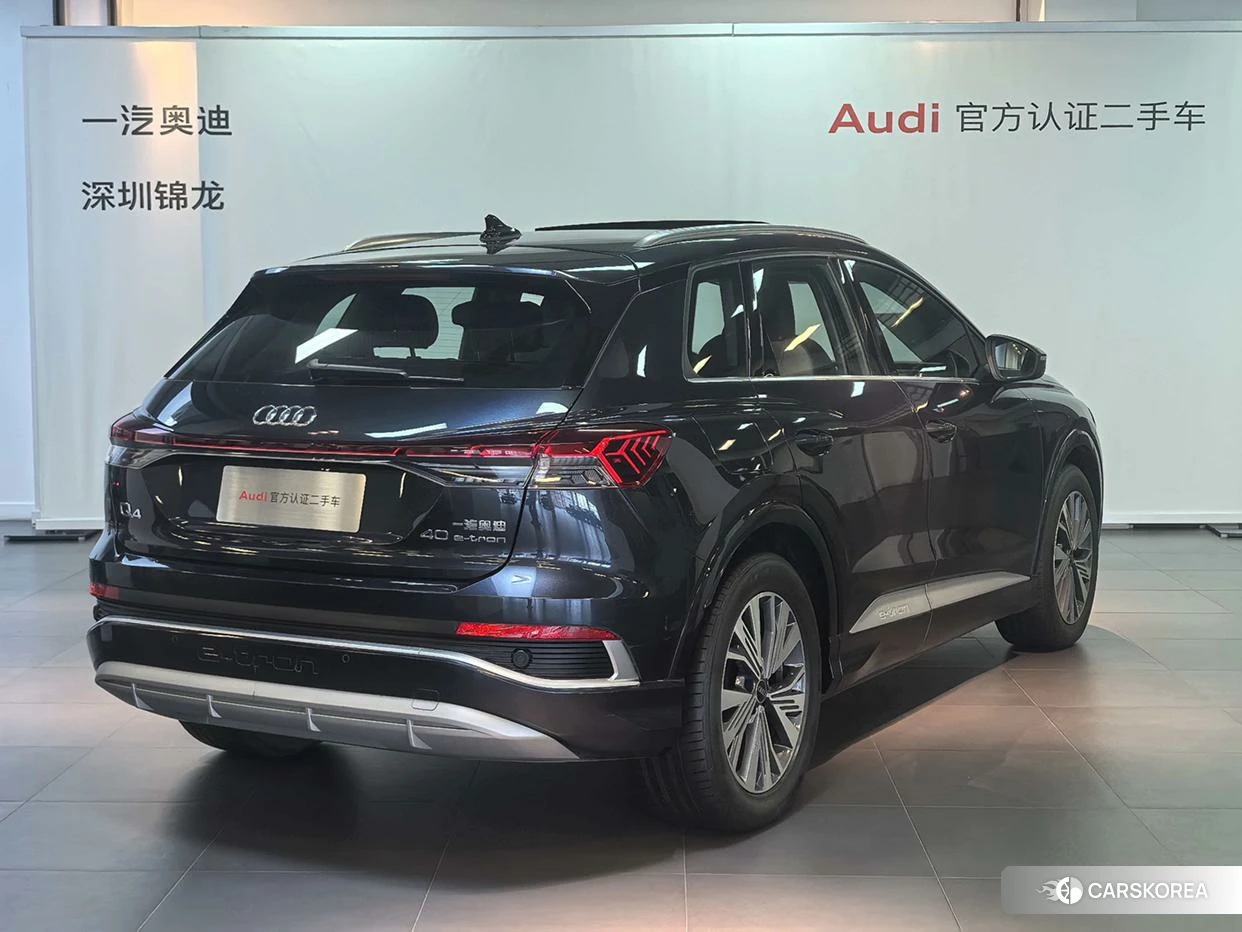 Audi Q4 e-tron 2023 Синий из Китая