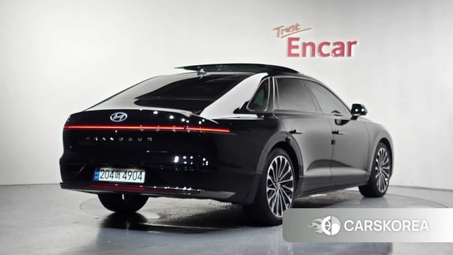 Hyundai Grandeur Hybrid (GN7) 2023 Черный из Кореи