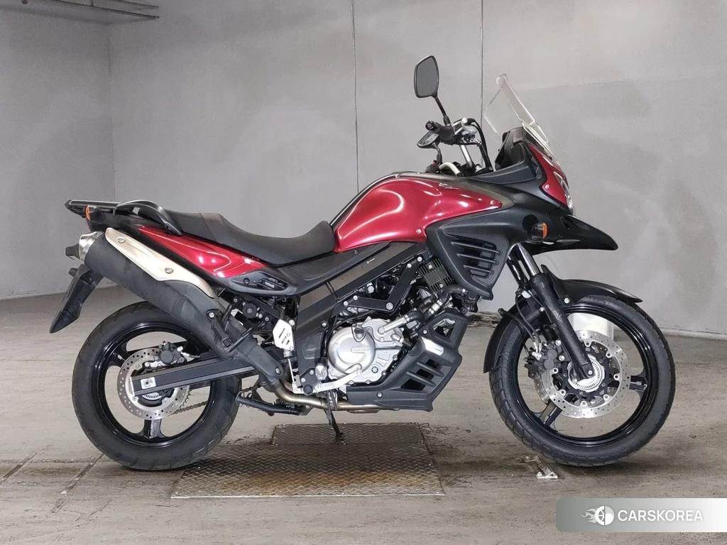 Проданный Suzuki V-STROM 650 DL650 2013 из Японии